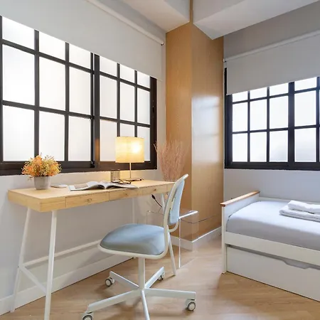 Coqueto Junto A Calle Larios By Rent Me * Malaga