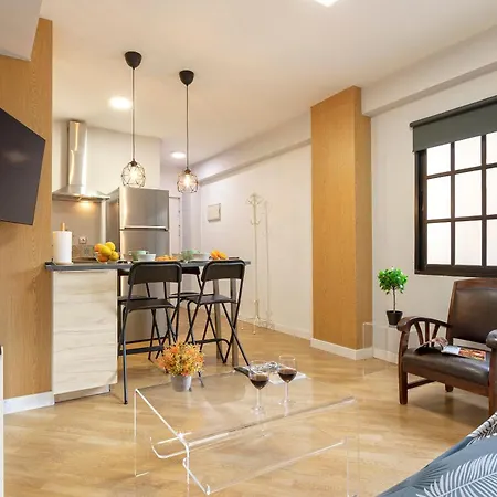 Apartment Coqueto Junto A Calle Larios By Rent Me